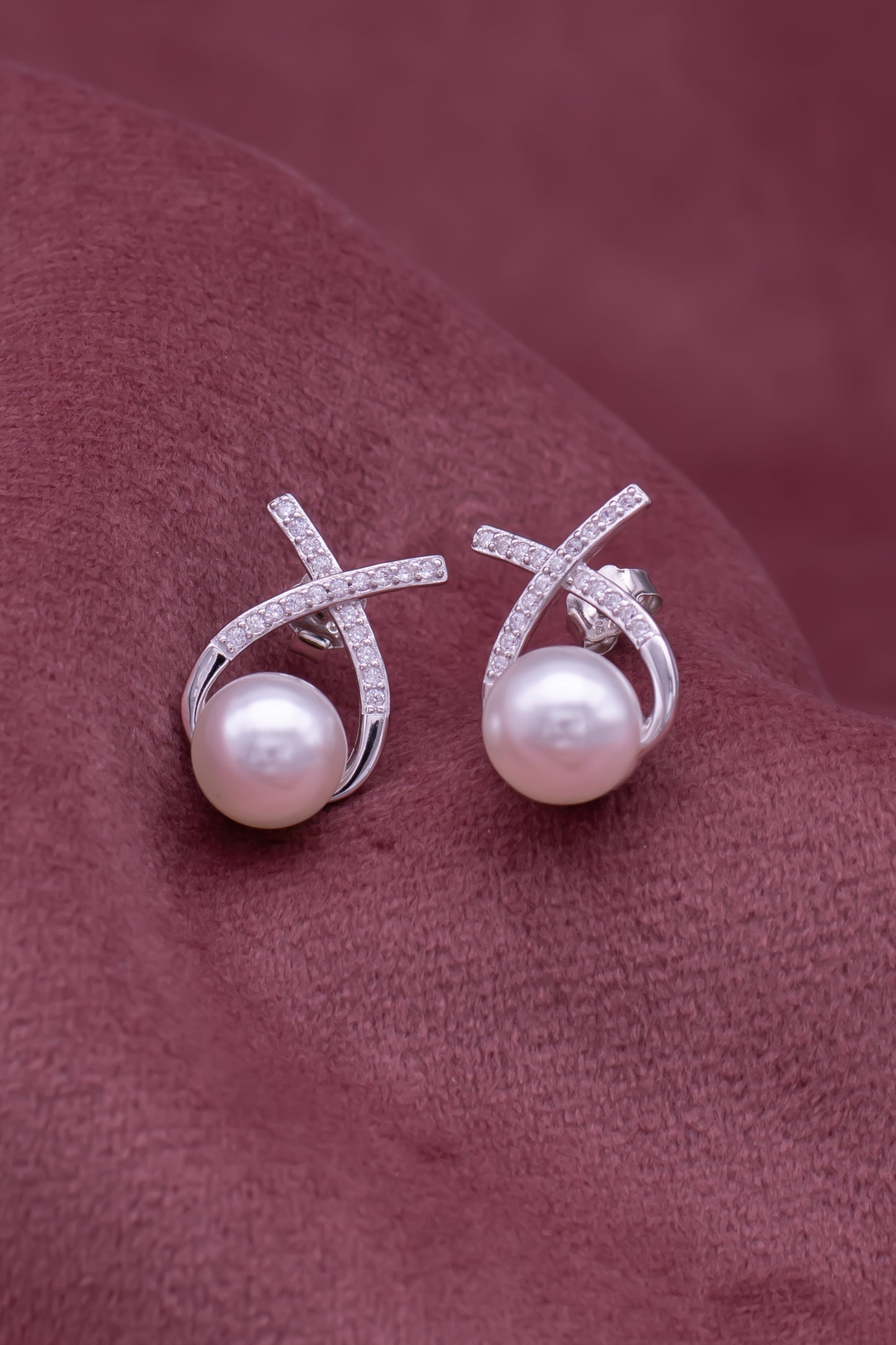 Elegant Pearl Stud Earrings for Women – Silver Tone Fashion Jewelry